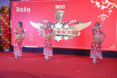 漫步球友会大街