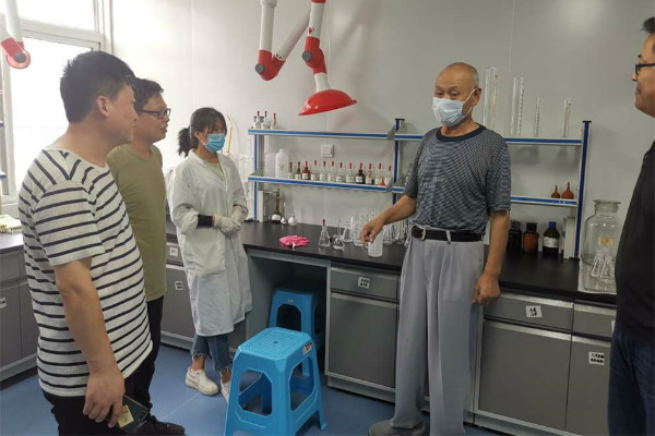 球友会邀请中西医结合专家刘建国教授来我司传经送宝